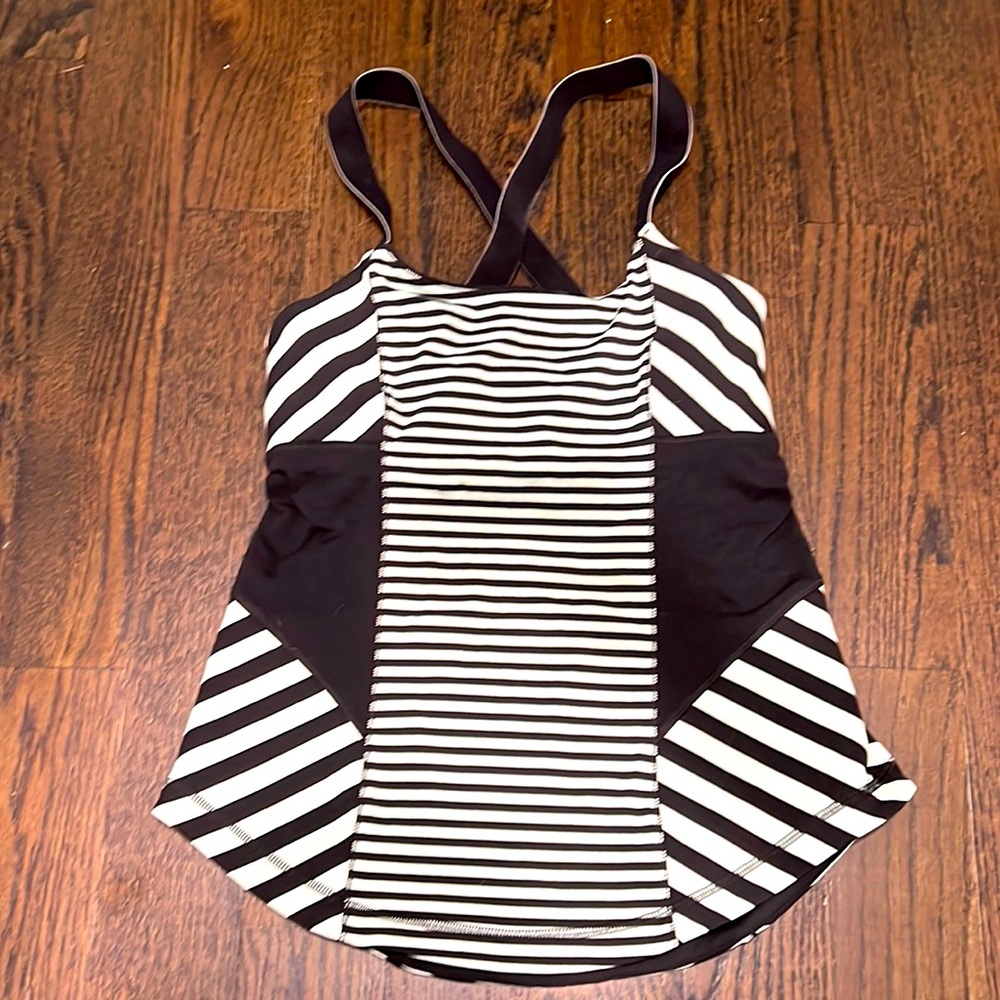 Lululemon Blue Striped. Cross back tank size 6 (small)